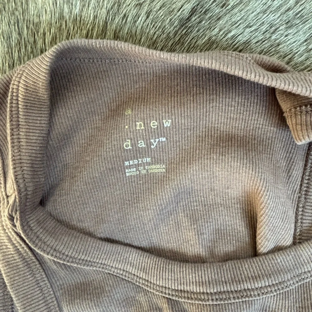 Women's Purple Tank Top - Picture 4 of 4